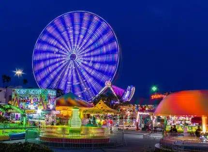 Découvrez les meilleurs parcs d’attractions et zoos pour une sortie en famille en Bretagne