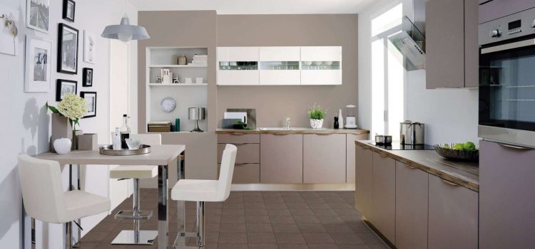 Quelle couleur associer avec du taupe clair ?
