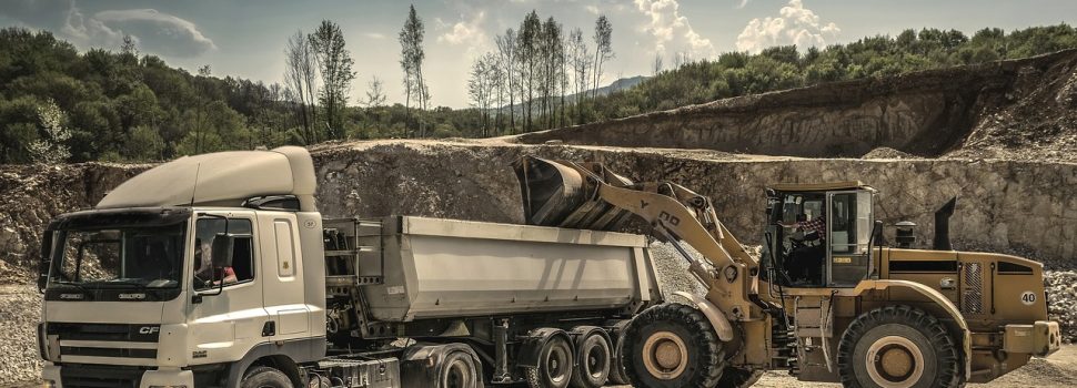 Quels sont les avantages de la location d’un camion pour son chantier ?